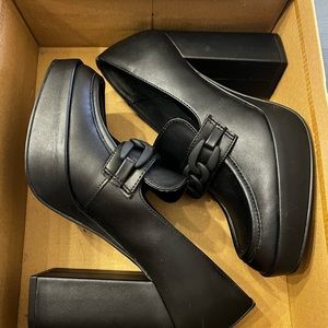 Steve Madden Black Shoes